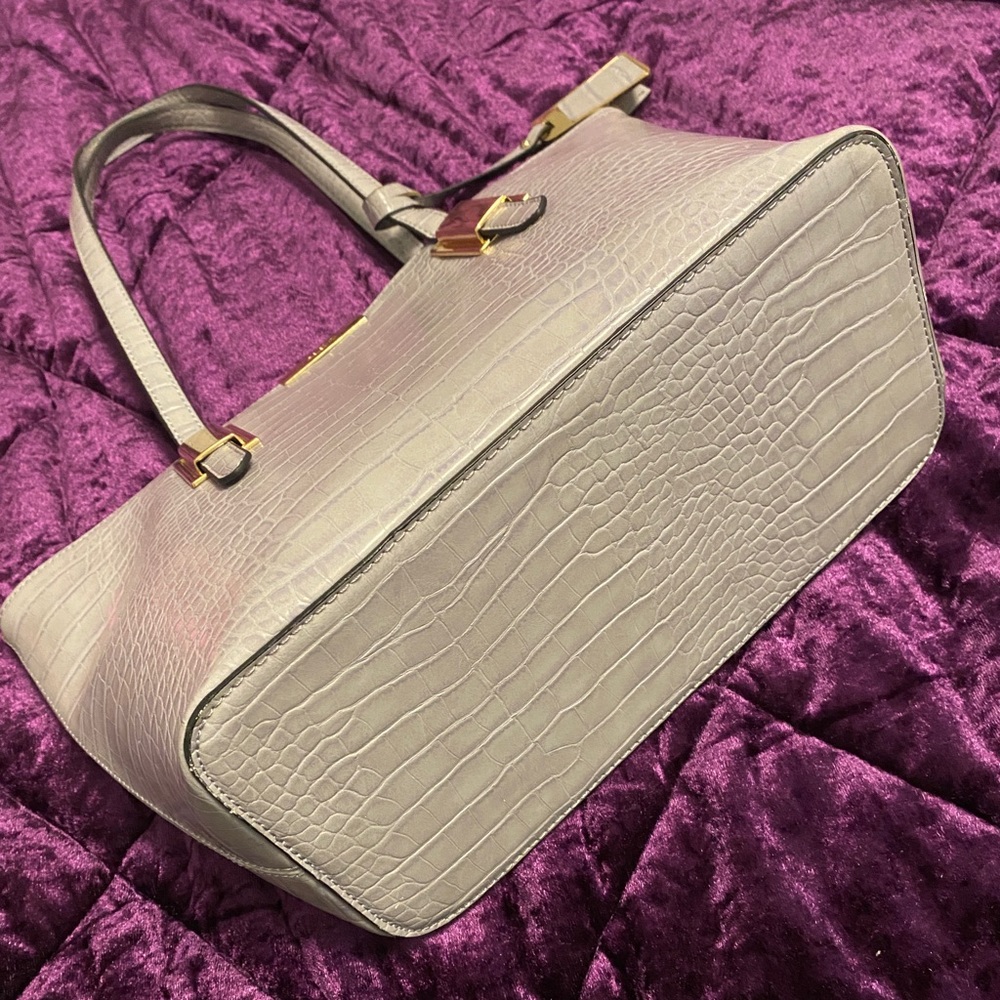 Aldo gray pleather alligator pattern bag - Picture 2 of 5